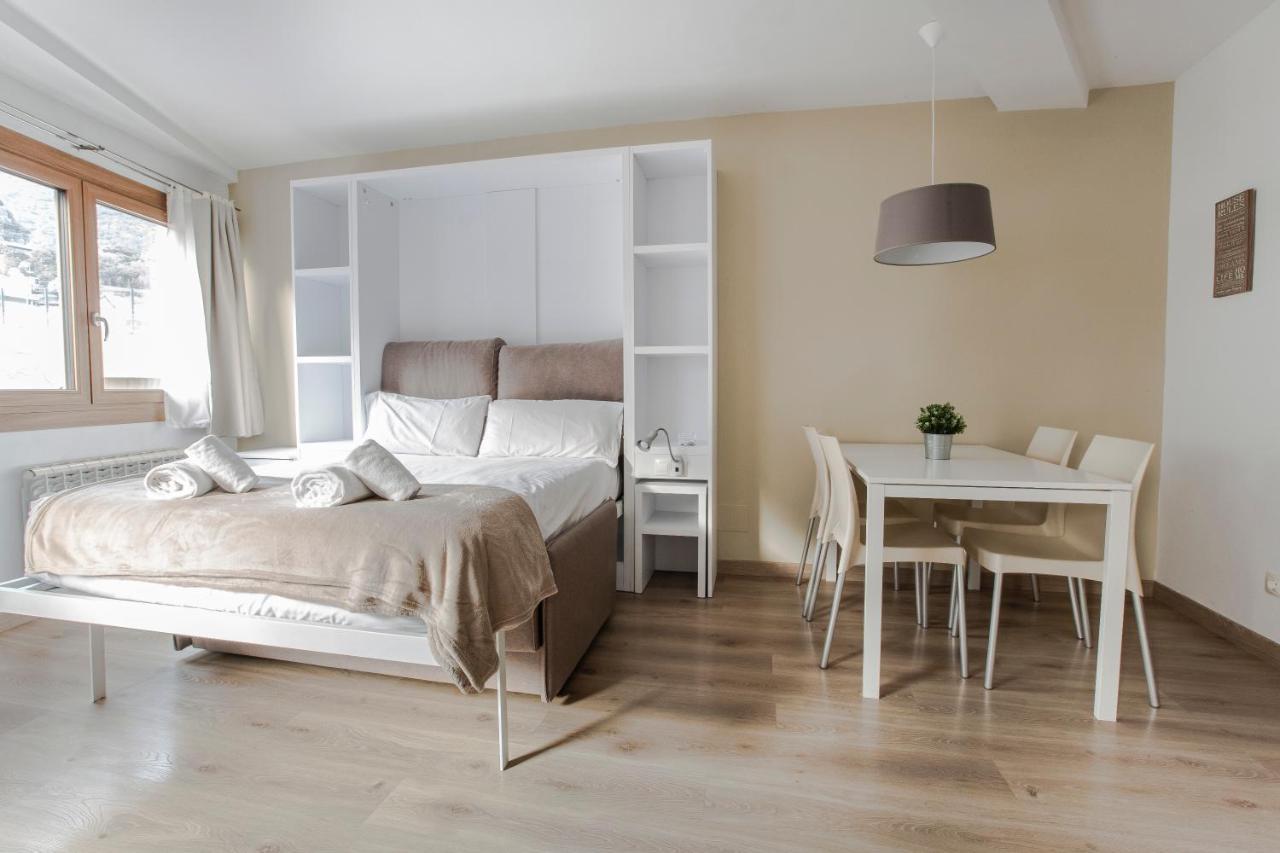 Outdoor Apartaments - Basecamp أندورا لا فيلا المظهر الخارجي الصورة