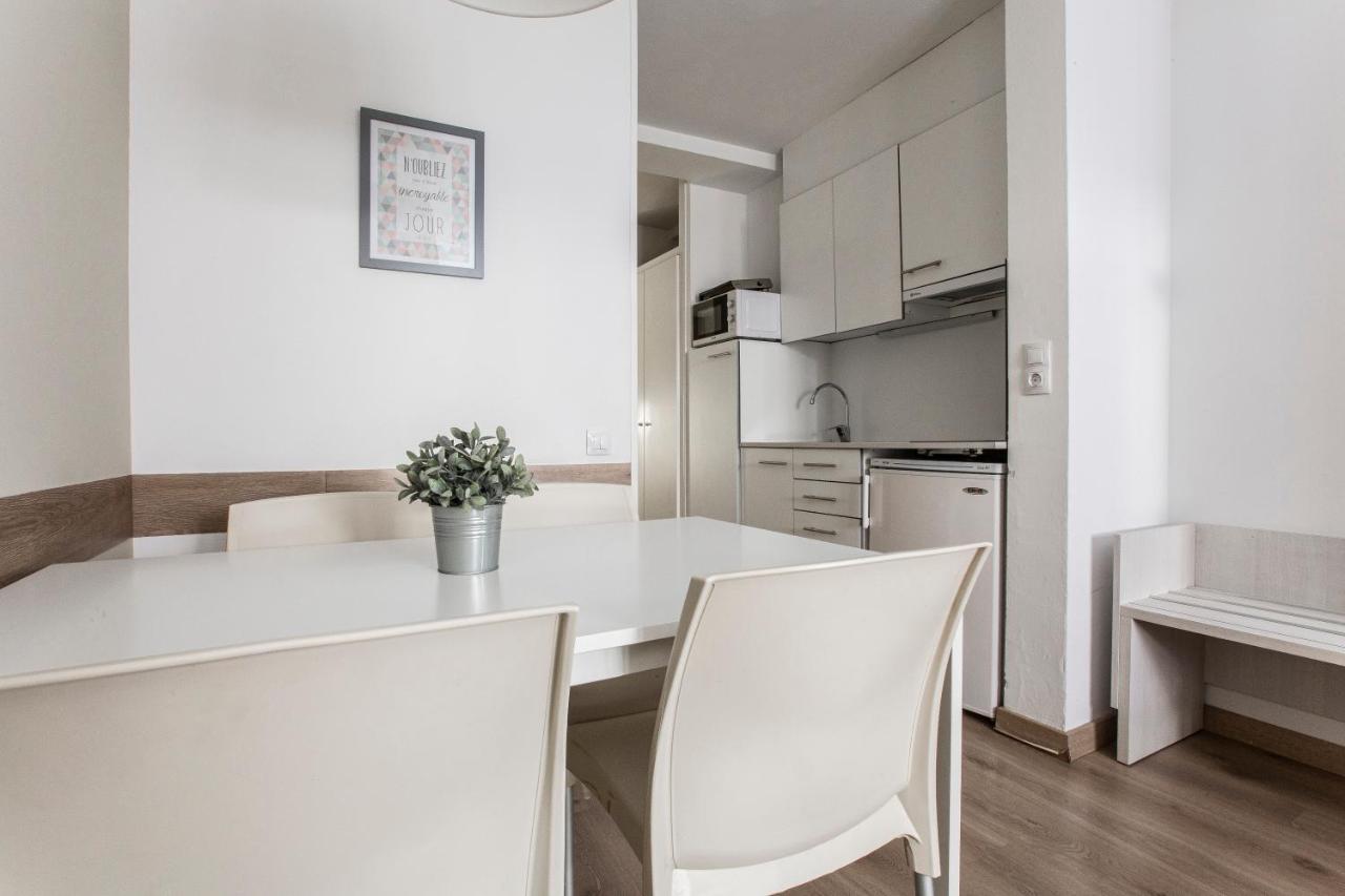 Outdoor Apartaments - Basecamp أندورا لا فيلا المظهر الخارجي الصورة