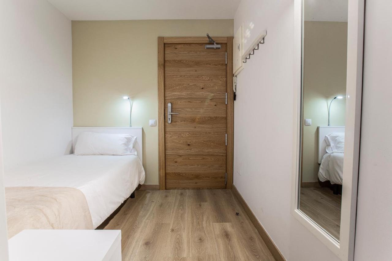 Outdoor Apartaments - Basecamp أندورا لا فيلا المظهر الخارجي الصورة